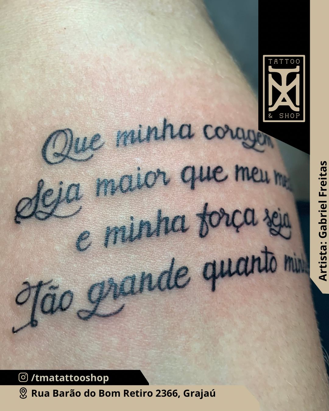 Tatuagem artística feita na FreitasTattoo RJ, estúdio de tatuagem no Rio